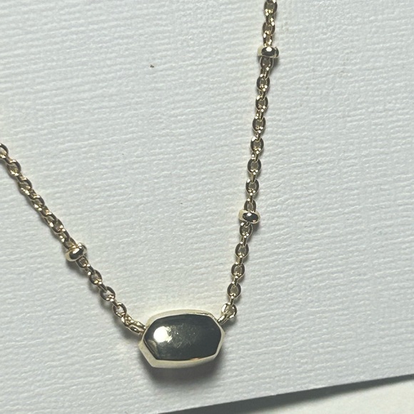 NWT Kendra Scott Mini Elisa Satellite Necklace Gold – Tone Opaque Lilac Stone - Picture 5 of 7